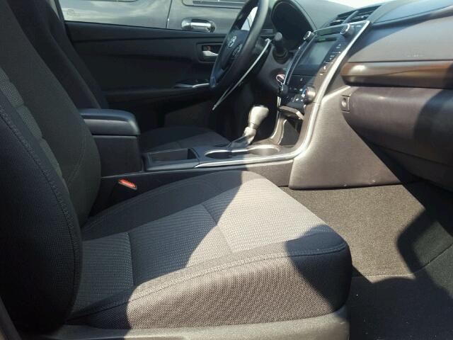 4T1BF1FK2GU606436 - 2016 TOYOTA CAMRY LE 红色 照片 5