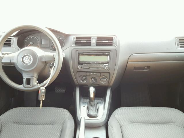 3VW2K7AJ6BM019569 - 2011 VOLKSWAGEN JETTA BASE Կապույտ լուսանկար 9