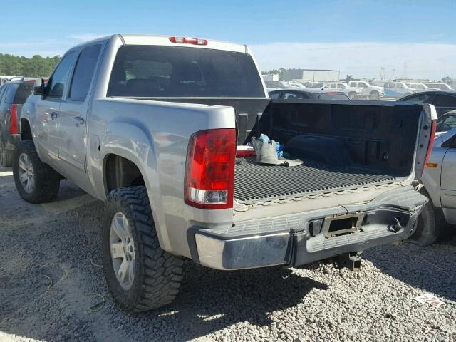 2GTEK13Y181208153 - 2008 GMC SIERRA K15 SILVER photo 3