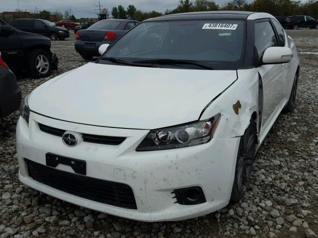 JTKJF5C7XD3063497 - 2013 TOYOTA SCION TC WHITE photo 2