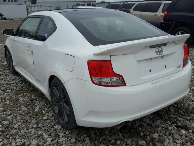 JTKJF5C7XD3063497 - 2013 TOYOTA SCION TC WHITE photo 3