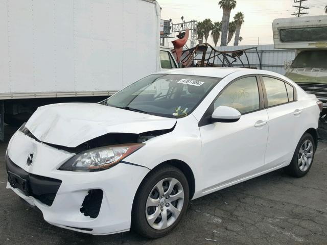 JM1BL1TG6D1842694 - 2013 MAZDA 3 I WHITE photo 2