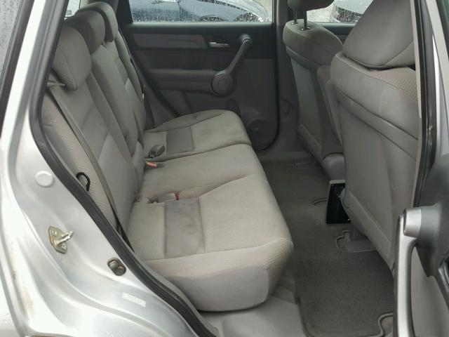 5J6RE48329L060088 - 2009 HONDA CR-V LX SILVER photo 6