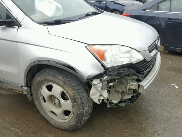 5J6RE48329L060088 - 2009 HONDA CR-V LX SILVER photo 9