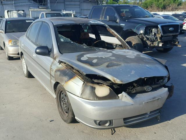 KNADC125336216172 - 2003 KIA RIO SILVER photo 1