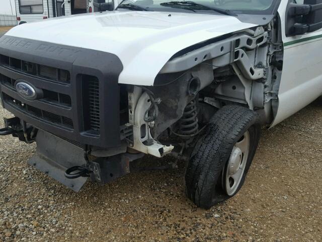 1FTSF305X9EA39957 - 2009 FORD F350 SUPER WHITE photo 9