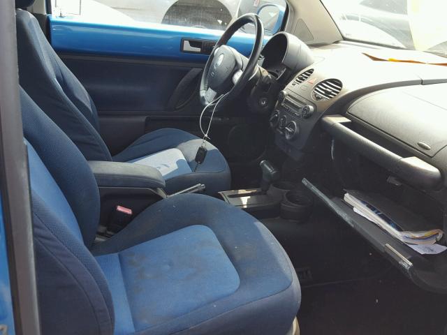 3VWGK31C04M421512 - 2004 VOLKSWAGEN NEW BEETLE ლურჯი ფოტო 5