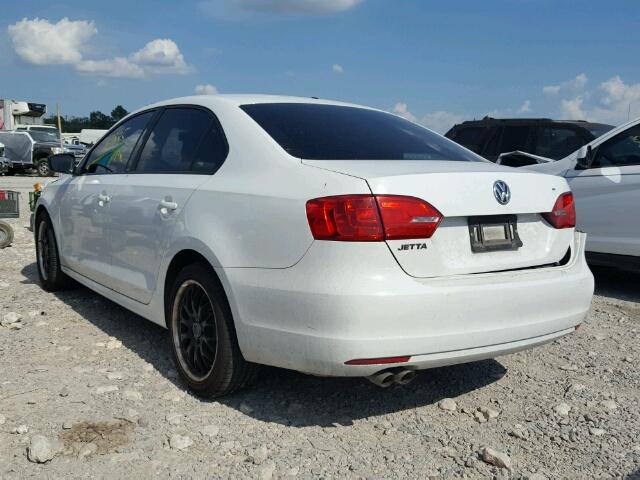 3VW2K7AJ7EM308724 - 2014 VOLKSWAGEN JETTA BASE Սպիտակ լուսանկար 3