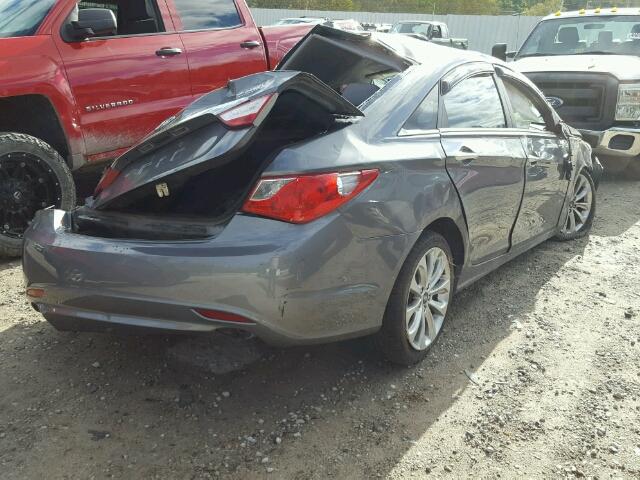 5NPEC4AC8DH707255 - 2013 HYUNDAI SONATA SE GRAY photo 4