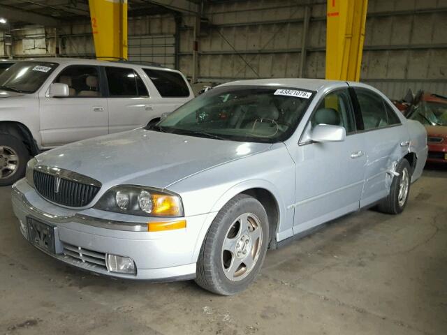 1LNHM86S31Y693501 - 2001 LINCOLN LS 银色 照片 2