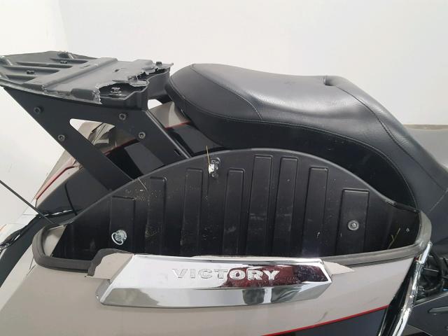 5VPTW36N3E3029807 - 2014 VICTORY MOTORCYCLES CROSS COUN Noir photo 14