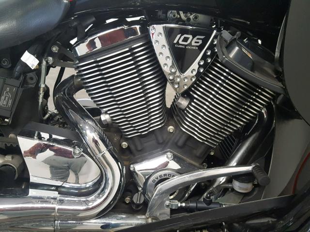 5VPTW36N3E3029807 - 2014 VICTORY MOTORCYCLES CROSS COUN Noir photo 5