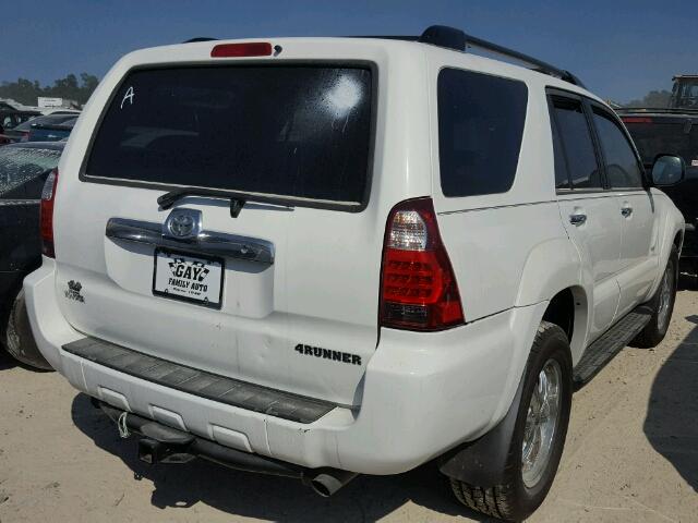 JTEZU14RX78085446 - 2007 TOYOTA 4RUNNER SR WHITE photo 4