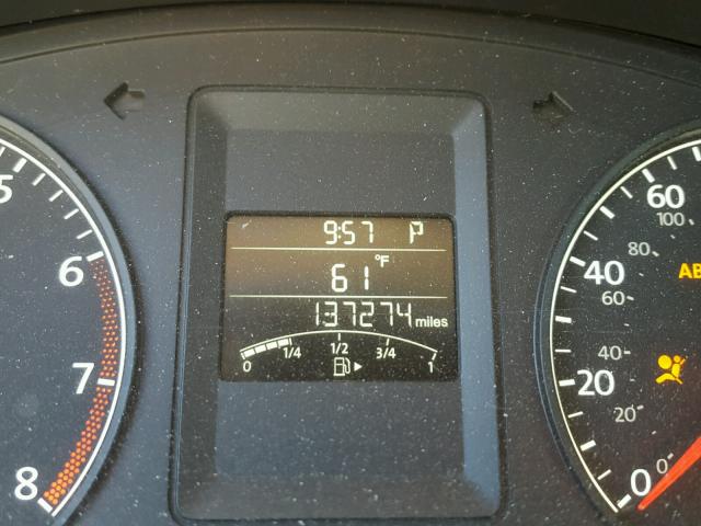 3VWDZ7AJ6BM021035 - 2011 VOLKSWAGEN JETTA SE 银色 照片 8