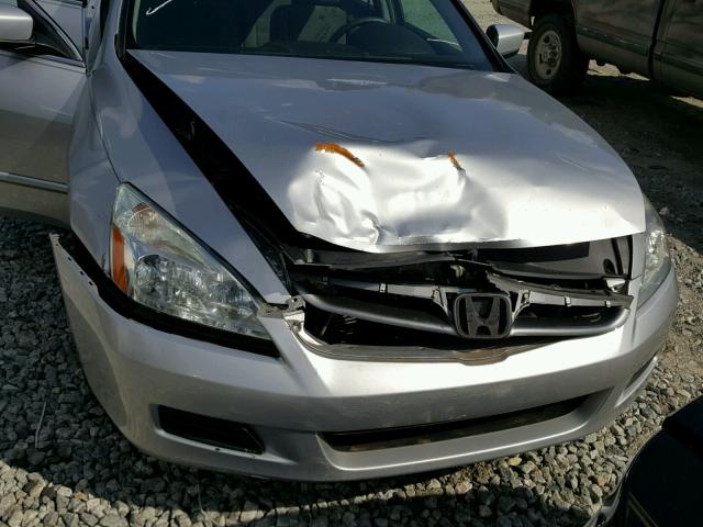 1HGCM56327A114779 - 2007 HONDA ACCORD SE SILVER photo 9