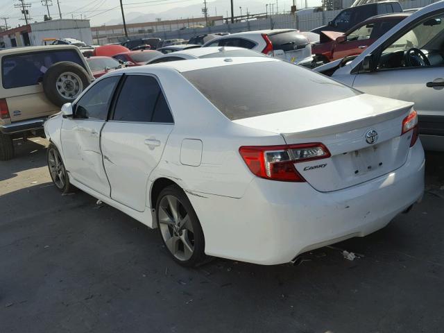 4T1BK1FK2CU014816 - 2012 TOYOTA CAMRY SE WHITE photo 3