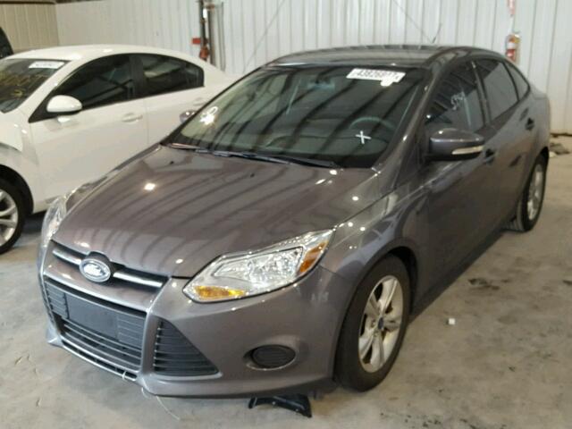 1FADP3F24EL320215 - 2014 FORD FOCUS SE GRAY photo 2