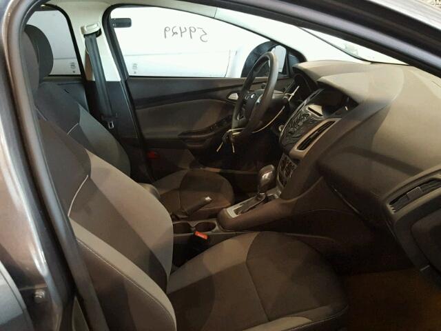 1FADP3F24EL320215 - 2014 FORD FOCUS SE GRAY photo 5