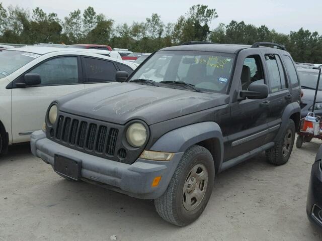 1J4GK48KX5W533803 - 2005 JEEP LIBERTY SP GRAY photo 2