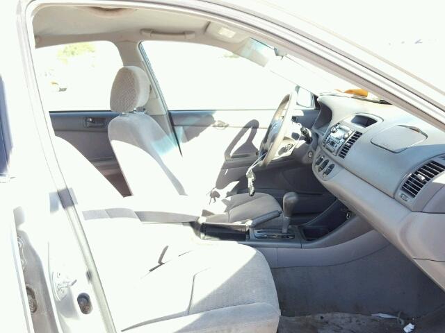 4T1BE32K33U743576 - 2003 TOYOTA CAMRY LE SILVER photo 5