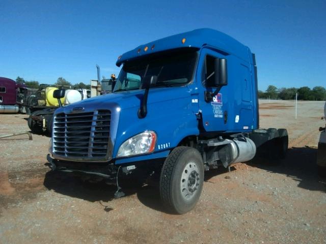 3AKJGLDV4FSGW4560 - 2015 FREIGHTLINER CASCADIA 1 BLUE photo 2