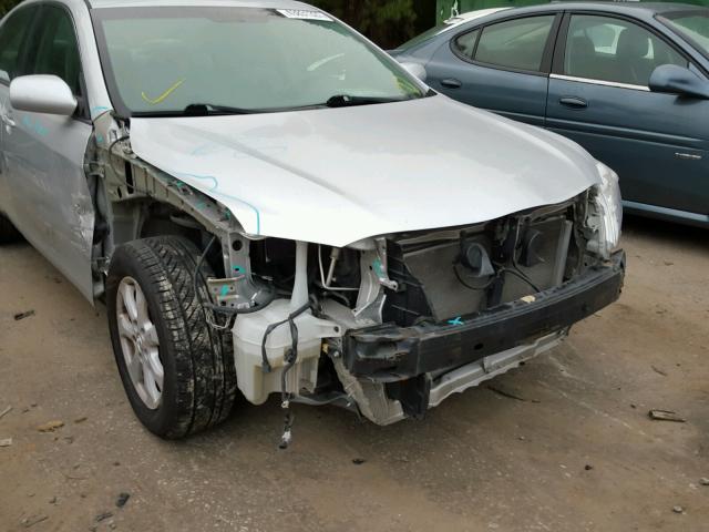 4T1BF3EK4BU216184 - 2011 TOYOTA CAMRY SILVER photo 9