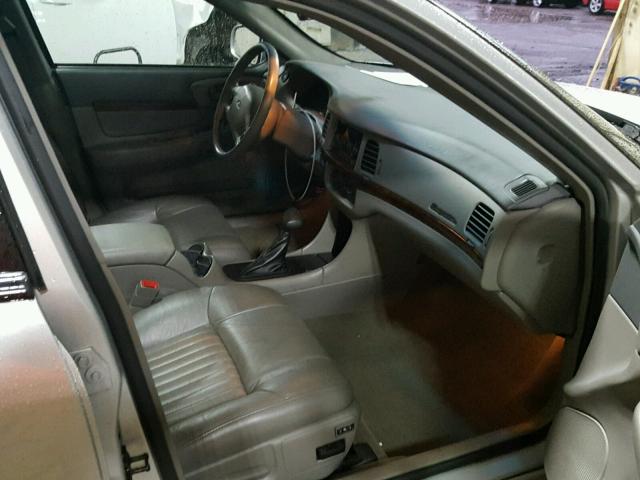 2G1WH55K919138307 - 2001 CHEVROLET IMPALA 银色 照片 5