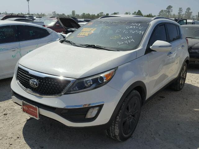 KNDPC3AC2F7676594 - 2015 KIA SPORTAGE E WHITE photo 2