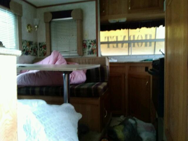 5DJTH0R22Y4021987 - 2000 OTHR HORNET WHITE photo 5