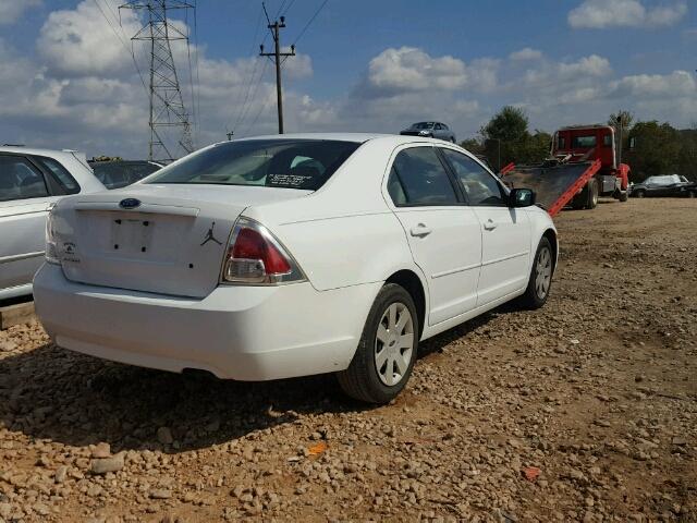 3FAHP06Z47R118539 - 2007 FORD FUSION S WHITE photo 4