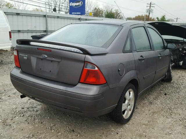 1FAFP34N47W309741 - 2007 FORD FOCUS ZX4 GRAY photo 4
