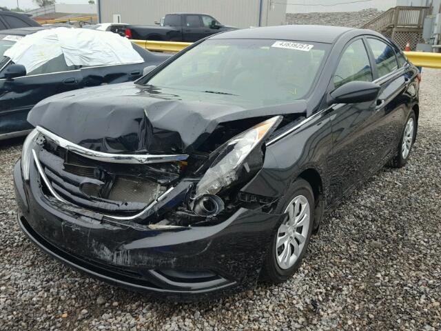 5NPEB4AC5CH369010 - 2012 HYUNDAI SONATA BLACK photo 2