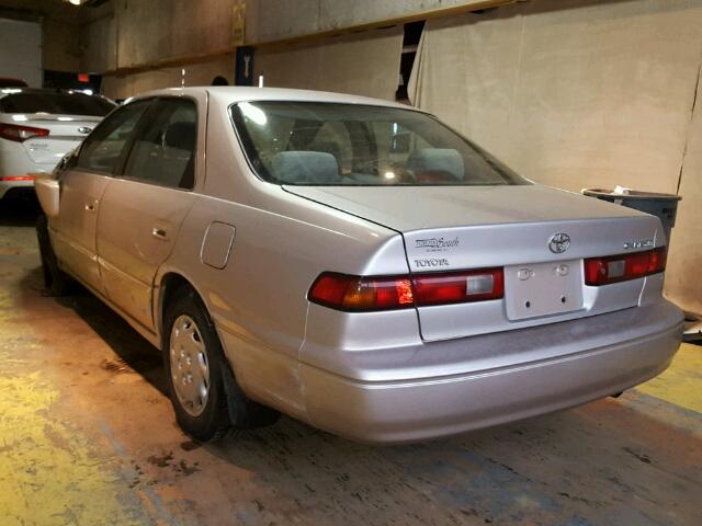 4T1BG22K8XU451027 - 1999 TOYOTA CAMRY CE/L TAN photo 3