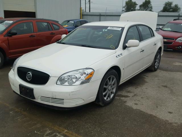 1G4HD57257U109208 - 2007 BUICK LUCERNE CX WHITE photo 2