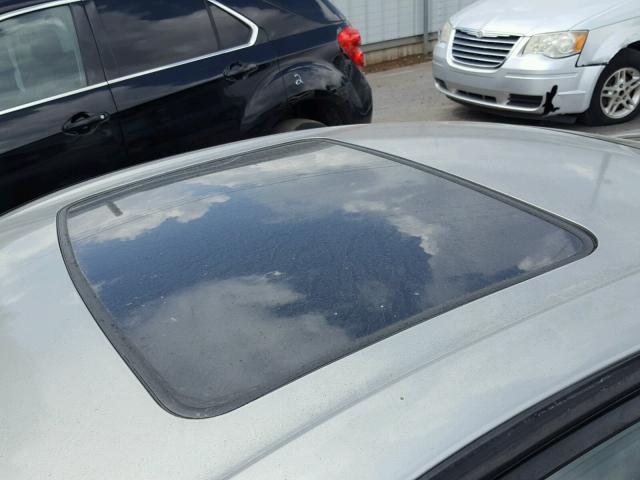 1G8ZG1274XZ199749 - 1999 SATURN SC2 GRAY photo 9