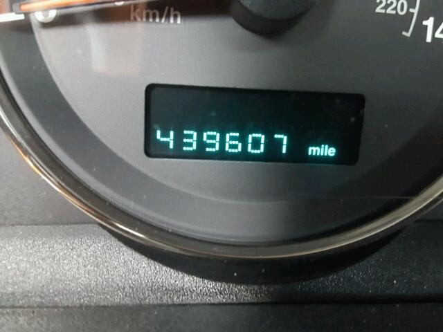 1J8HG58286C129895 - 2006 JEEP COMMANDER RED photo 8