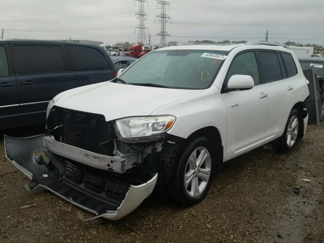 JTEES42A482026741 - 2008 TOYOTA HIGHLANDER WHITE photo 2