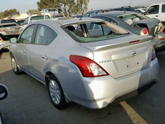 3N1CN7AP0GL917927 - 2016 NISSAN VERSA S SILVER photo 3