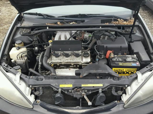 4T1BF30K72U013989 - 2002 TOYOTA CAMRY LE შავი ფოტო 7