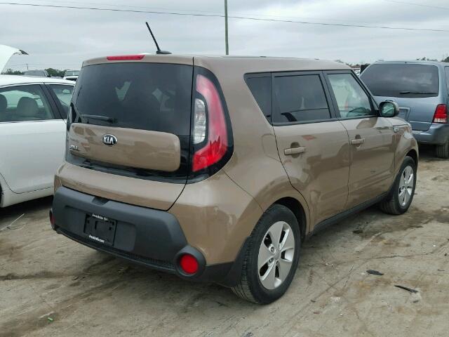 KNDJN2A27F7168915 - 2015 KIA SOUL BROWN photo 4