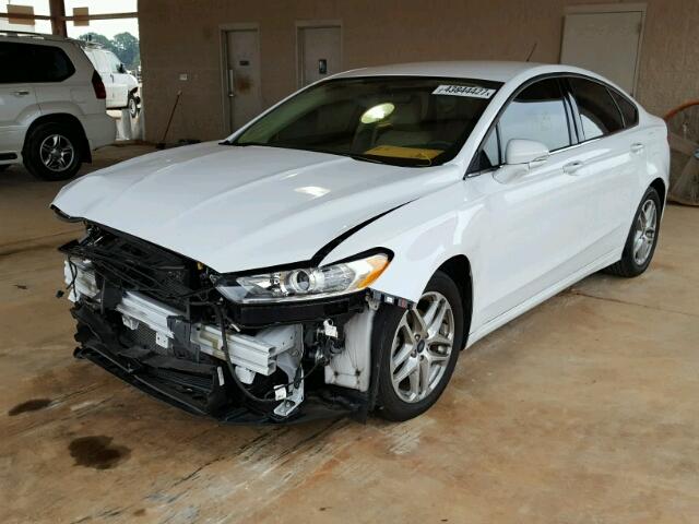 3FA6P0H7XFR134598 - 2015 FORD FUSION WHITE photo 2