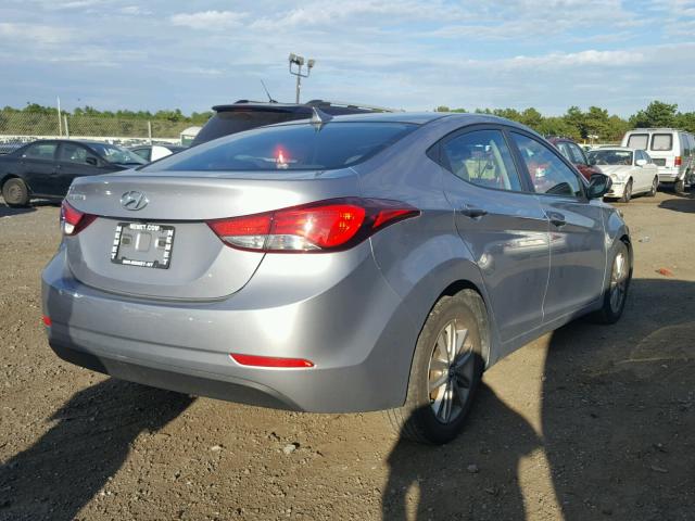 5NPDH4AE7FH619444 - 2015 HYUNDAI ELANTRA SE SILVER photo 4