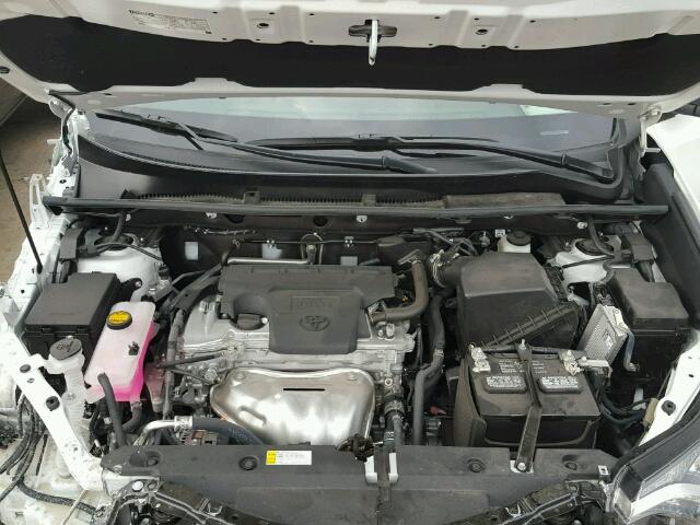 2T3ZFREV4HW376562 - 2017 TOYOTA RAV4 LE Ağ foto 7