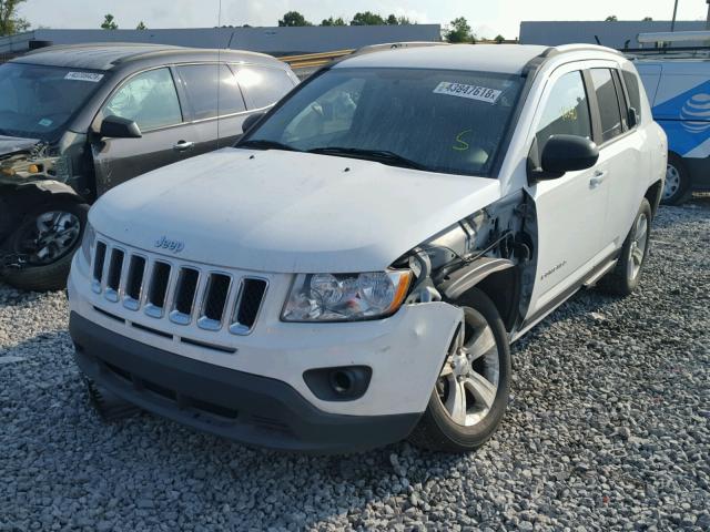 1C4NJCBA5CD627249 - 2012 JEEP COMPASS SP WHITE photo 2