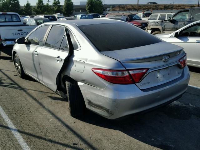 4T1BF1FK9FU094317 - 2015 TOYOTA CAMRY LE SILVER photo 3