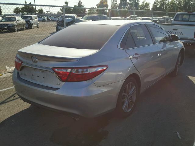 4T1BF1FK9FU094317 - 2015 TOYOTA CAMRY LE 银色 照片 4