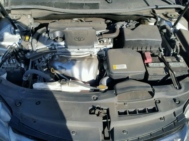 4T1BF1FK9FU094317 - 2015 TOYOTA CAMRY LE 银色 照片 7