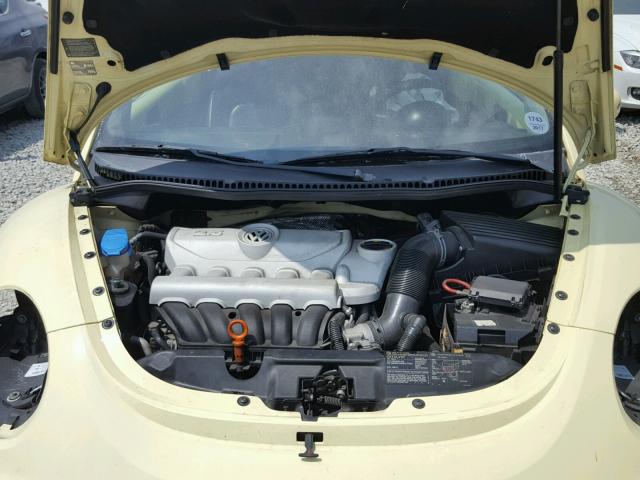 3VWPF31Y06M325172 - 2006 VOLKSWAGEN NEW BEETLE 黄色 照片 7