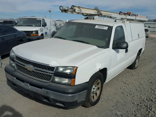 1GCEC14X37Z149468 - 2007 CHEVROLET SILVERADO WHITE photo 2