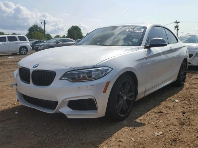 WBA1J9C54GV696725 - 2016 BMW M235XI WHITE photo 2